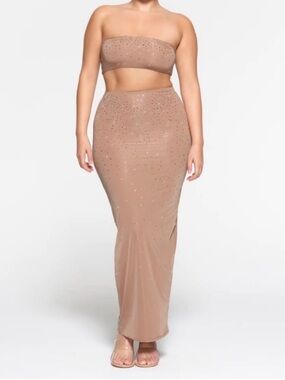 SKIMS Nude Crystal-Embellished Maxi Skirt